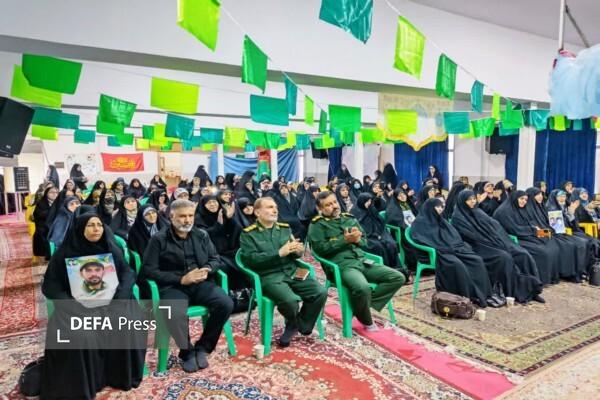 بانوان؛ ستونهای پایداری انقلاب اسلامی هستند بانوان؛ ستونهای پایداری انقلاب اسلامی هستند