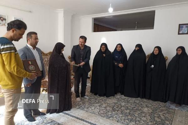 مادران شهدا نماد استقامت و معنویت‌اند