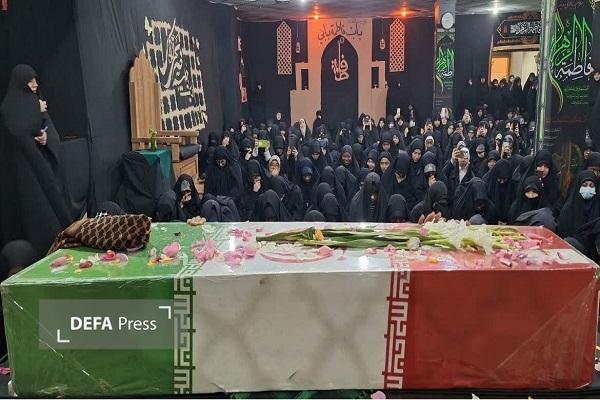 وداع با شهید گمنام عملیات «والفجر ۶» در مجتمع آموزش عالی ریحانه المصطفی (ص) + تصاویر