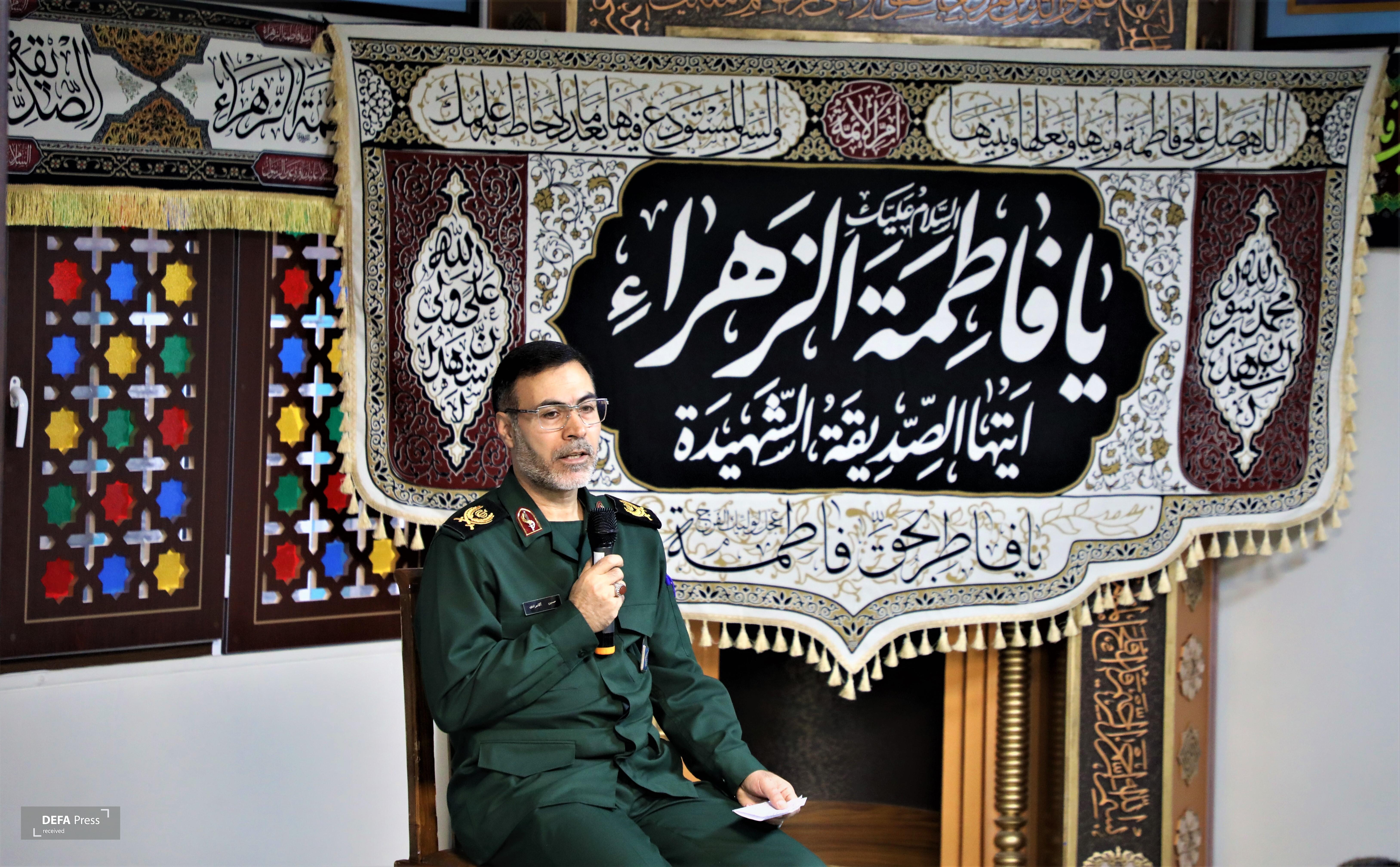 نشست صمیمی سردار آقامرادی با کارکنان وظیفه بنیاد حفظ آثار و نشر ارزش های دفاع مقدس و مقاومت