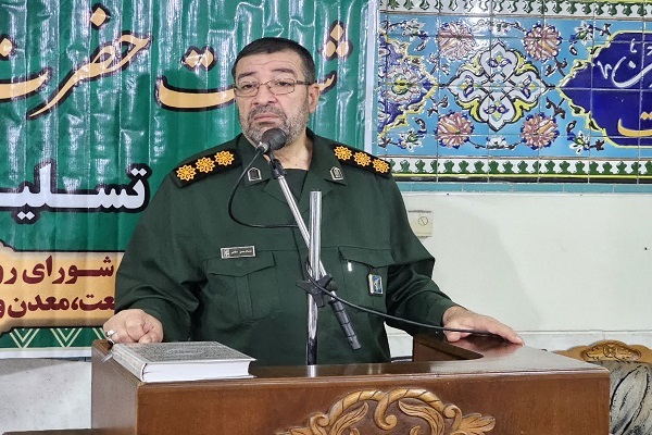 سرهنگ سلامی: بسیجیان در خط مقدم رشادت‌های دفاع مقدس بودند