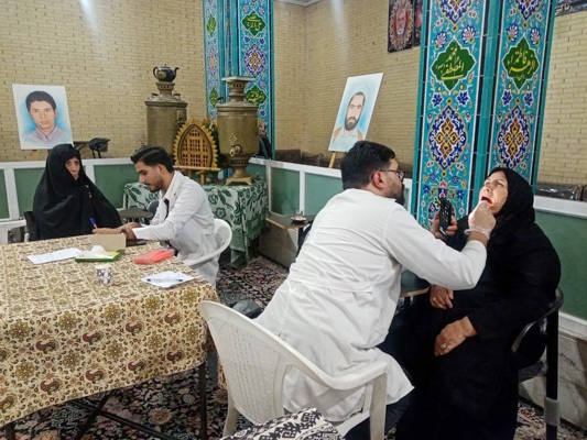 تصاویر/اقدام ابتکاری کاروان جهادی اقشار بسیج یزد در حسینیه قصر