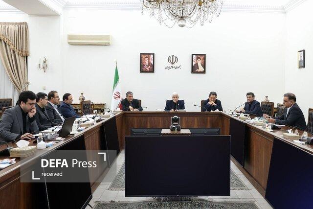 عارف:دولت مخالف واردات بی رویه صنعت نساجی است عارف:دولت مخالف واردات بی رویه صنعت نساجی است