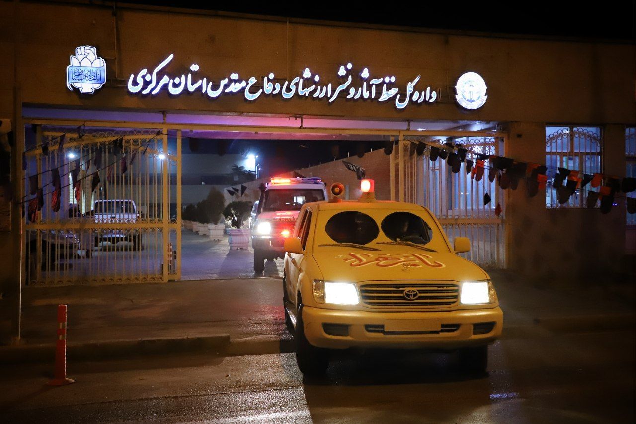 تصاویر/ کاروان اهالی بهشت در استان مرکزی عازم مراسم شبی با شهدای گمنام