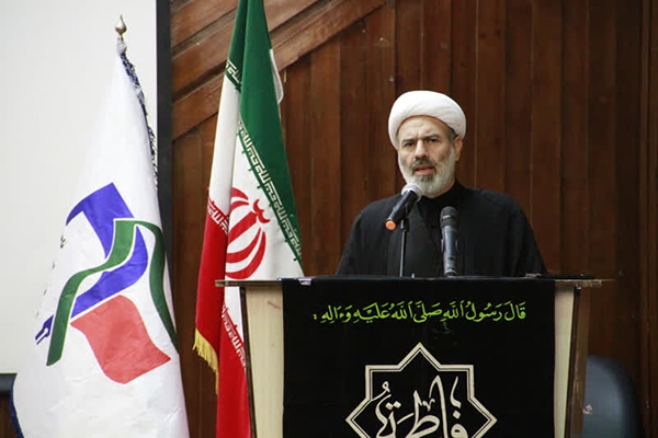 شناخت دشمن و مقابله با تهدیدات آنها، وظیفه مهم امروز بسیج است