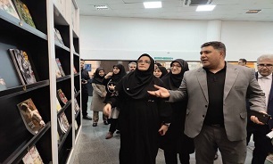 بازدید دبیرکل کتابخانه‌های عمومی از کتابخانه مرکزی خرم‌آباد