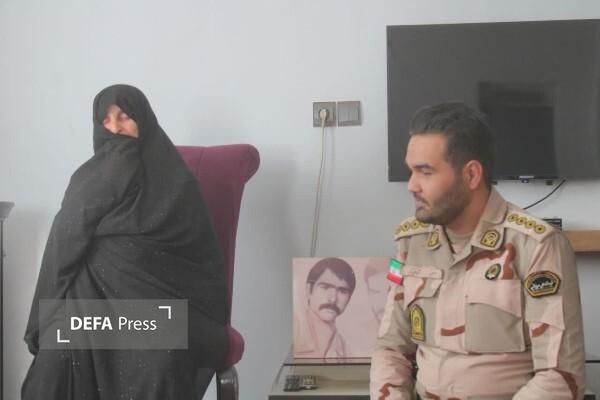 دیدار فرمانده گروهان مرزی نوخندان با خانواده‌های شهدا+ تصاویر