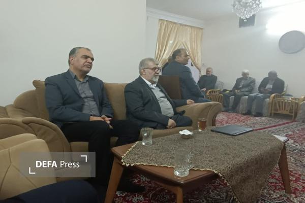 دیدار پیشکسوتان دفاع مقدس با مادر شهیدان «حیدری» در مشهد+ تصاویر