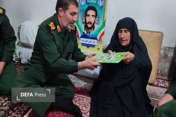 تجلیل فرمانده سپاه فتح از مادران شهدا به مناسبت روز مادر+ تصاویر