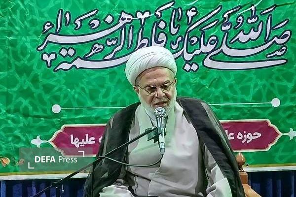 حضرت زهرا (س) الگوی عدالت و نیکوکاری در زندگی فردی و اجتماعی است