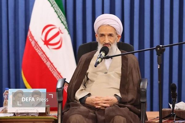 آیت الله محمدی لائینی: کار در حوزه علمیه لیاقت و نعمتی بزرگ است