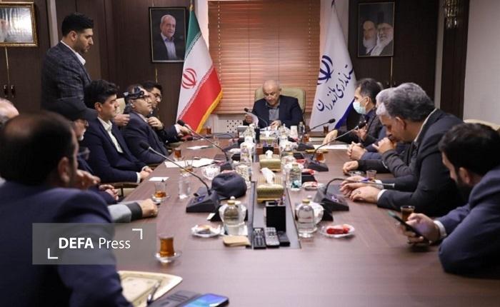 برگزاری نشست فوری استاندار مازندران با اهالی کمیشان و مدیران کارخانه برای حل بحران گرد و غبار