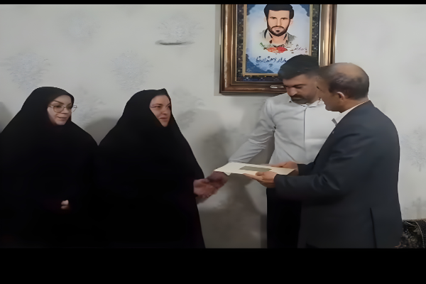 دیدار مدیران شبکه دنا با مادران و همسران شهدای هم استانی رسانه ملی+ تصاویر