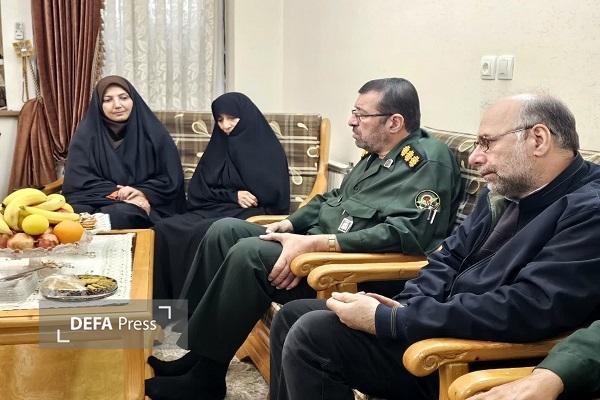 سرهنگ سلامی: یاد شهیدان، ضامن عزت و نورانیت جامعه است