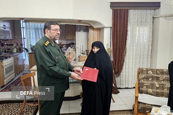 سرهنگ سلامی: یاد شهیدان، ضامن عزت و نورانیت جامعه است