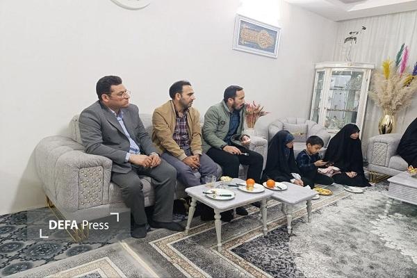 دیدار معاون فرهنگی اجتماعی مرزبانی خراسان رضوی با خانواده شهید صفری+ تصاویر دیدار معاون فرهنگی اجتماعی مرزبانی خراسان رضوی با خانواده شهید صفری+ تصاویر