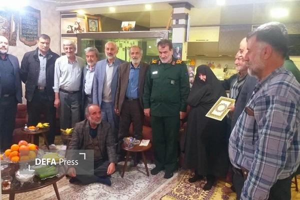 دیدار مدیرکل حفظ آثار و نشر ارزشهای دفاع مقدس و مقاومت همدان با مادران شهدا در مریانج + تصاویر دیدار مدیرکل حفظ آثار و نشر ارزشهای دفاع مقدس و مقاومت همدان با مادران شهدا در مریانج + تصاویر