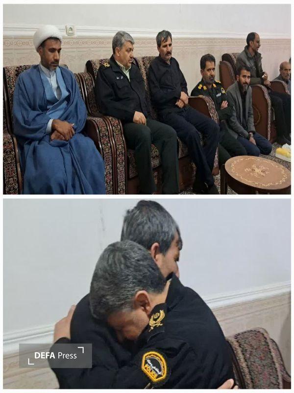 دیدار فرمانده انتظامی استان کرمان با خانواده شهید «سعید هادیپور» دیدار فرمانده انتظامی استان کرمان با خانواده شهید «سعید هادیپور»