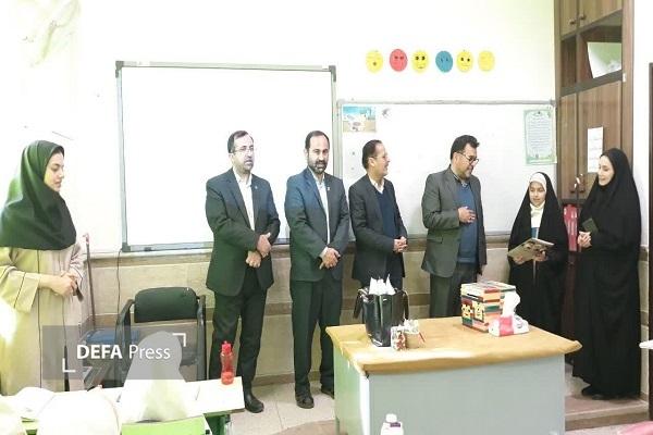 تجلیل از فرزندان ایثارگر مدارس شهرستان زارچ + تصاویر