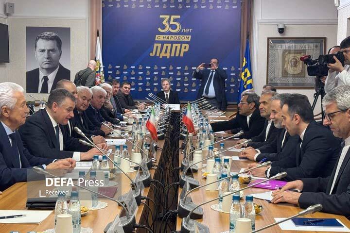 حضور عراقچی در مجلس دومای روسیه حضور عراقچی در مجلس دومای روسیه