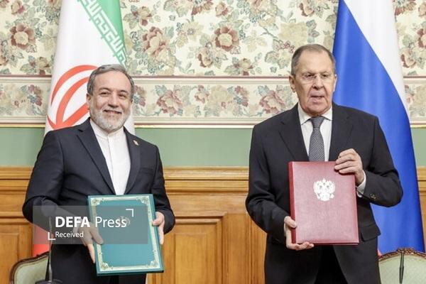 سند برنامه رایزنیها بین وزارت امور خارجه ایران و روسیه امضا شد سند برنامه رایزنیها بین وزارت امور خارجه ایران و روسیه امضا شد