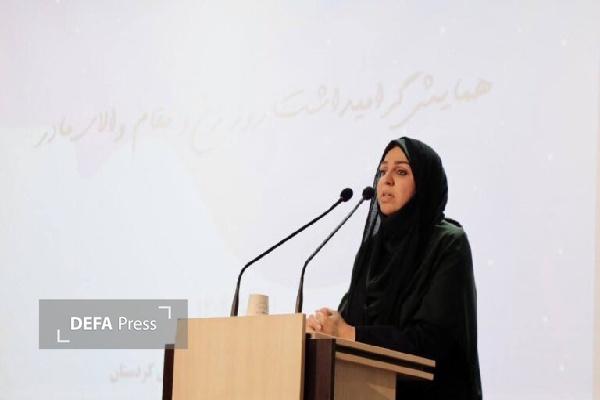 نقش زن تنها محدود به یک روز یا یک مناسبت خاص نیست