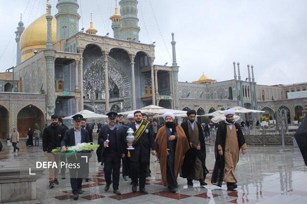 غبارروبی مزار شهید آیت الله مفتح در حرم حضرت معصومه (س) + تصاویر غبارروبی مزار شهید آیت الله مفتح در حرم حضرت معصومه (س) + تصاویر