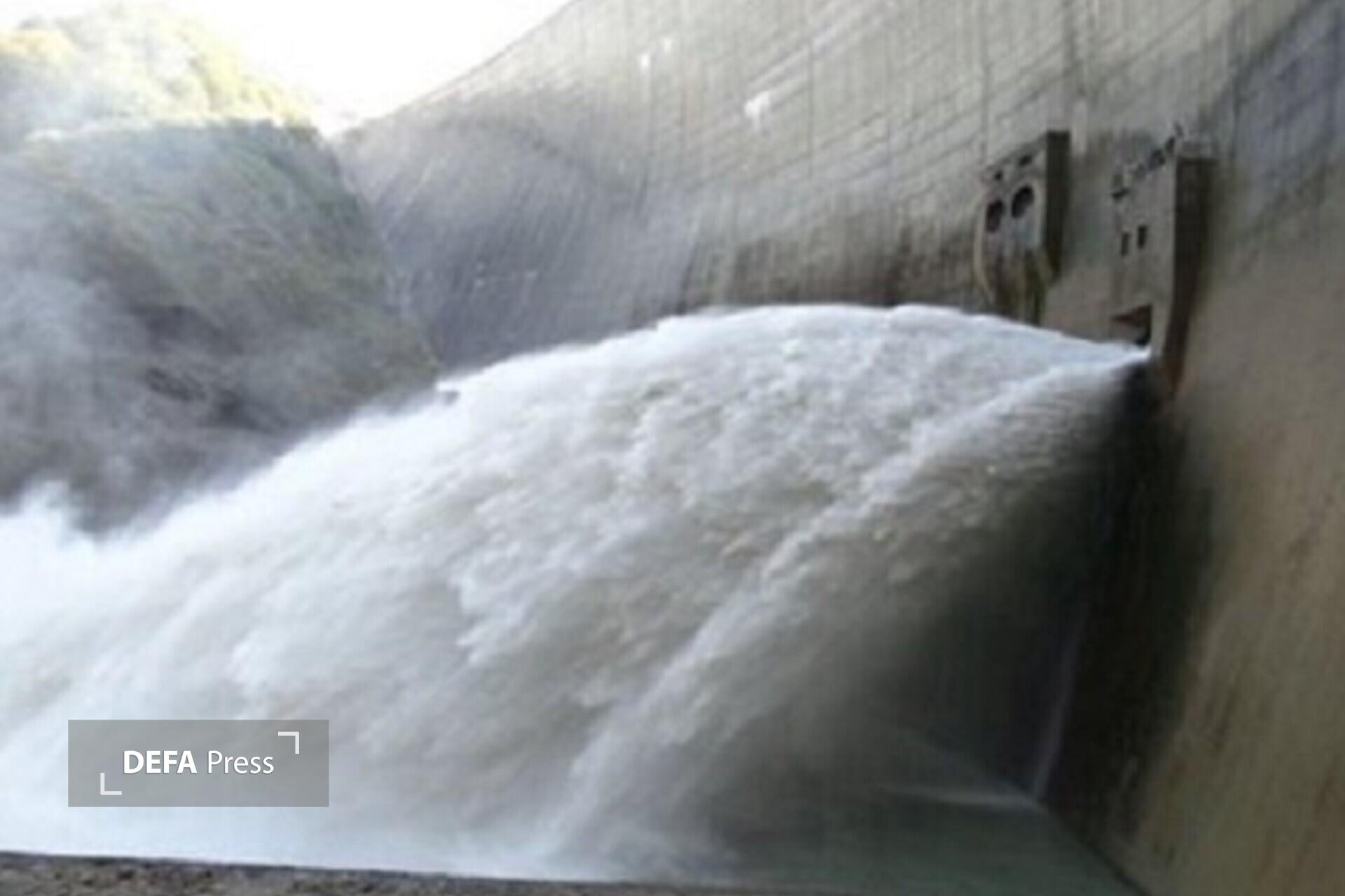 سد استقلال میناب گشوده شد