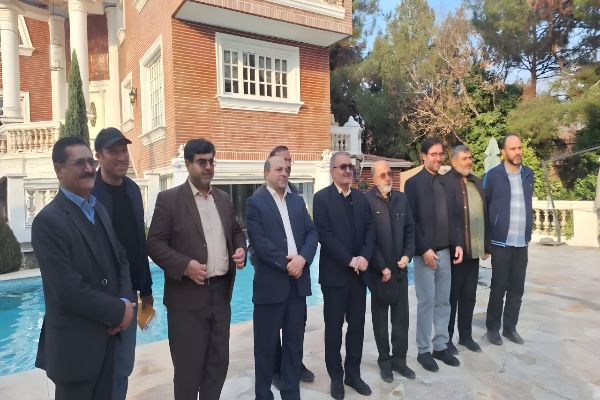 استاندار کهگیلویه و بویراحمد از مراحل ساخت فیلم شهید طیب بازدید کرد