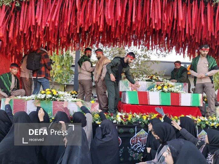 آغاز آیین تشییع پیکر  ۱۰۰ شهید گمنام دفاع مقدس در تهران+ تصاویر