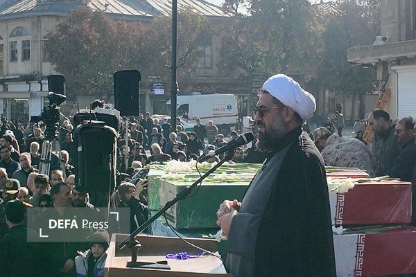 شهدا برای صیانت از ولایت جانفشانی کردند شهدا برای صیانت از ولایت جانفشانی کردند