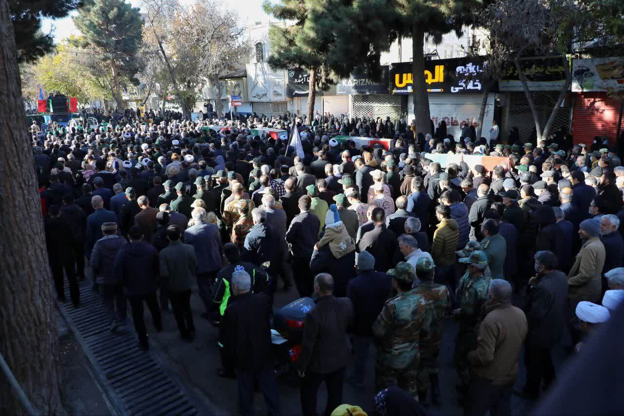 فیلم/ تشییع پیکر مطهر یکی از شهدای گمنام در شهرک فرهنگیان شهرستان بجنورد