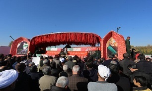 تصاویر / تشییع پیکر مطهر۱۲ شهید گمنام کاروان اهالی بهشت در اصفهان