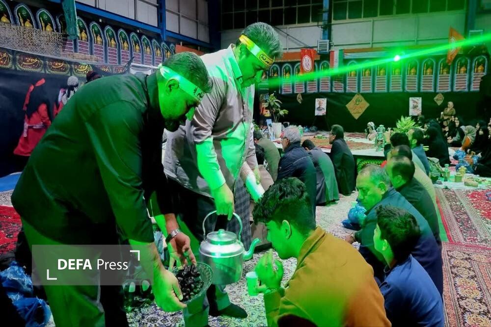 تصاویر/ برگزاری عزاداری شب شهادت حضرت زهرا(س)با حضور شهید گمنام در کمیته امداد خراسان شمالی