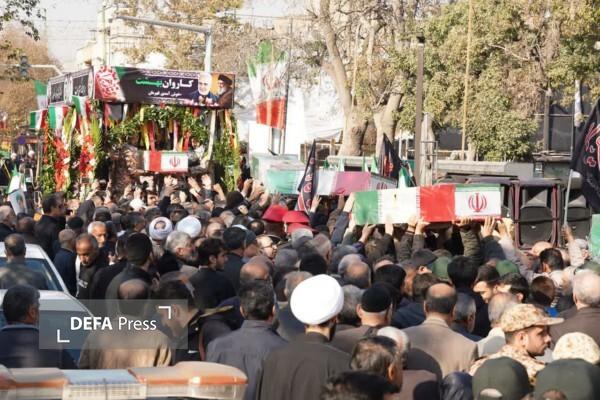 تشییع باشکوه شهدای گمنام و شهید صمغ‌آبادی در قزوین برگزار شد