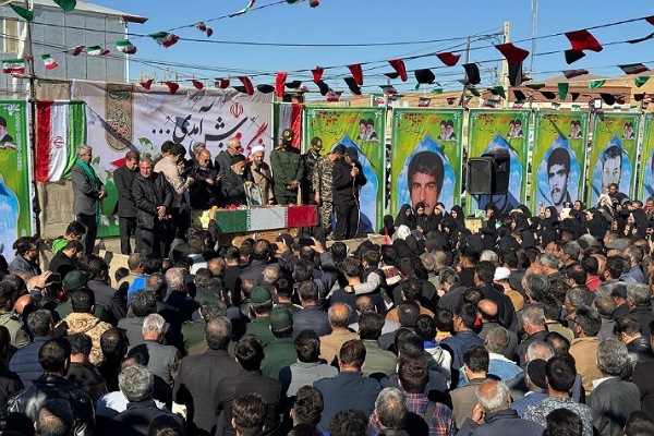 تصاویر/ تشییع و تدفین شهید گمنام در شهر کرفس