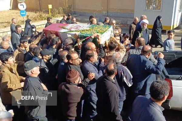 شهید خوش‌نام در اردوگاه فجر همدان آرام گرفت + تصاویر