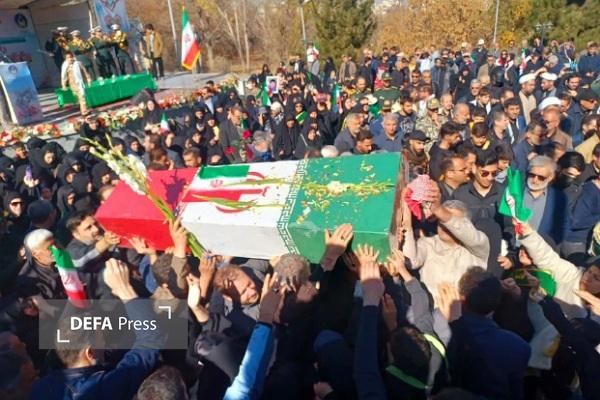 شهید خوش‌نام در اردوگاه فجر همدان آرام گرفت + تصاویر