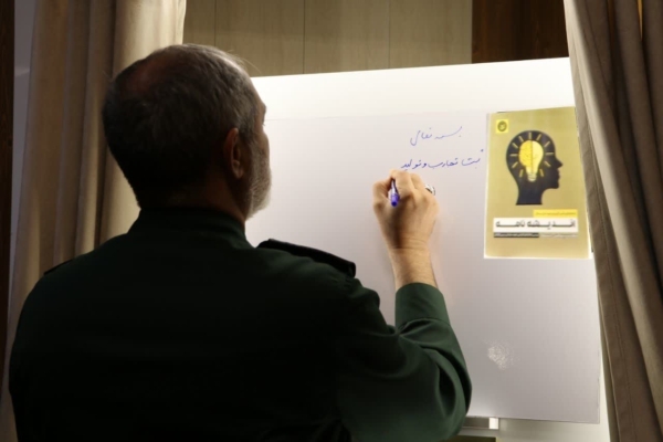 سردار سرور: پژوهش زیربنای توسعه علمی دانشگاه است سردار سرور: پژوهش زیربنای توسعه علمی دانشگاه است