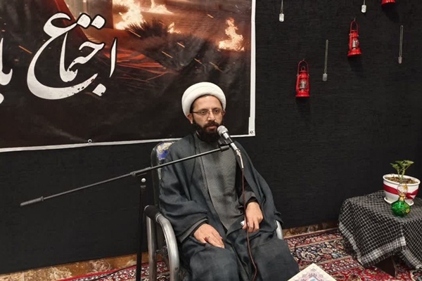 دشمنان با رواج بدحجابی، بنیان خانواده را هدف قرار داده‌اند