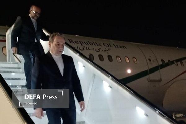 وزیر امور خارجه وارد «لاهه» هلند شد