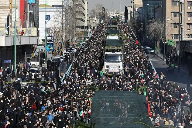 فیلم/ تشییع شهدای گمنام در تهران