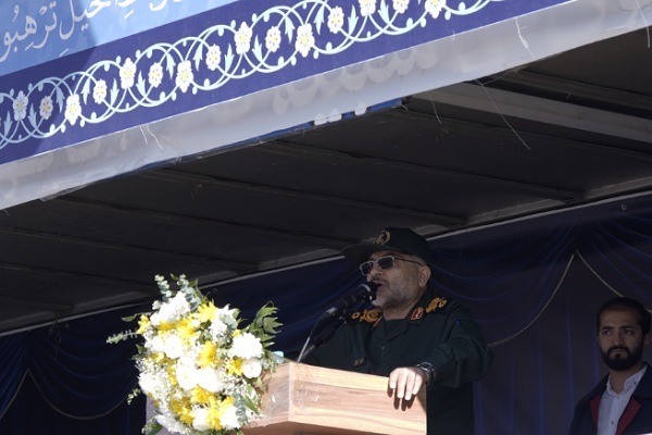 سردار سلیمانی: تفکر بسیجی سپر ملت ایران در برابر سلطه‌گران است