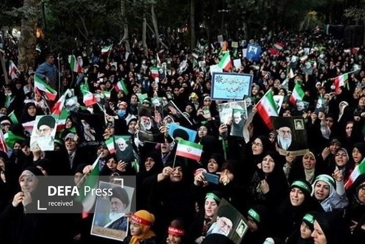 زن ایرانی ـ انقلابی همان زن متعالی و متمدنی است که باید الگوی شرق و غرب باشد