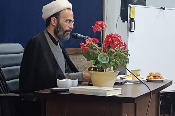 حضرت زهرا (س) با شجاعت مسیر هدایت را تا قیامت تثبیت کرد