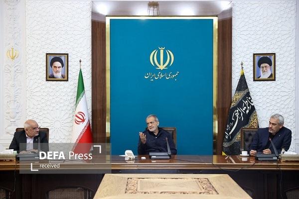 تاکید پزشکیان بر اجرای سریع ماده ۱۶۹ مکرر با تکیه بر دادههای دقیق تاکید پزشکیان بر اجرای سریع ماده ۱۶۹ مکرر با تکیه بر دادههای دقیق