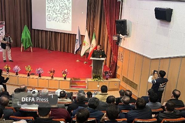 بسیج حلقه اتصال مردم با انقلاب و نقش‌آفرین در همه عرصه‌ها است