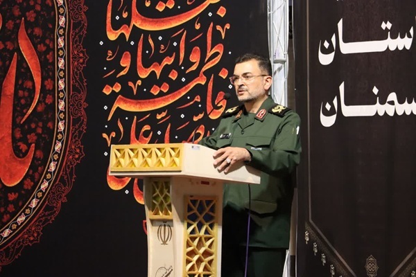 علما و روحانیون پلی میان امامت و امت و مجاهدان عرصه جهاد تبیین هستند