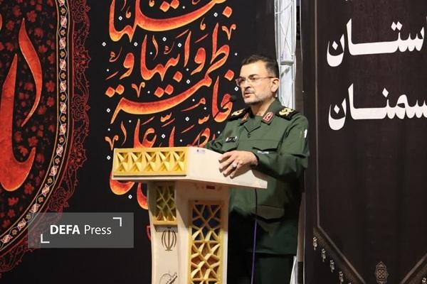 علما و روحانیون پلی میان امامت و امت و مجاهدان عرصه جهاد تبیین هستند