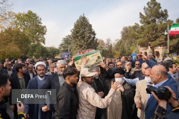 مراسم تدفین پیکر شهید گمنام در باغستان جهاد کشاورزی قزوین برگزار شد مراسم تدفین پیکر شهید گمنام در باغستان جهاد کشاورزی قزوین برگزار شد